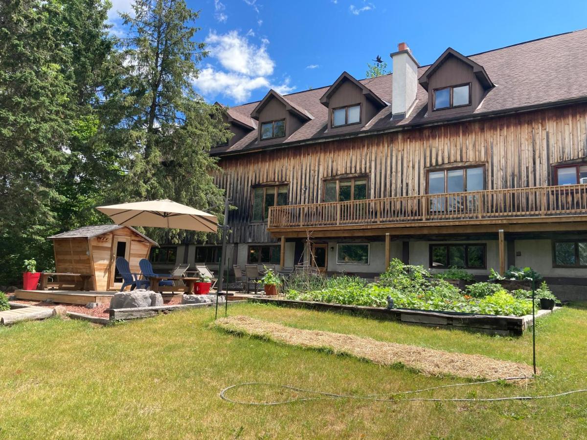 La Grange Country Inn Wakefield Dış mekan fotoğraf