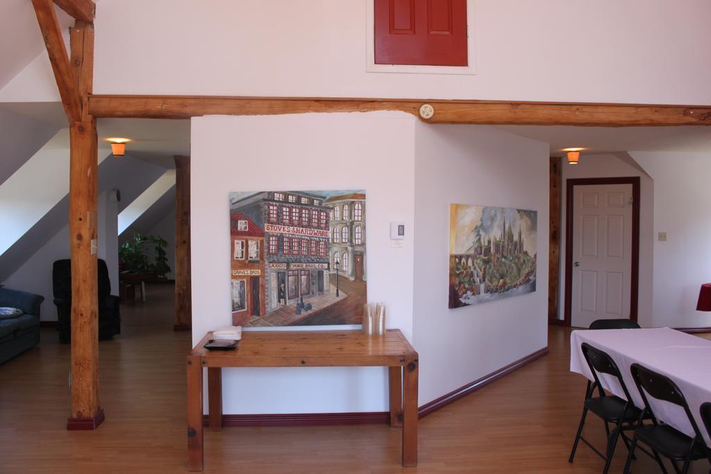 La Grange Country Inn Wakefield Dış mekan fotoğraf