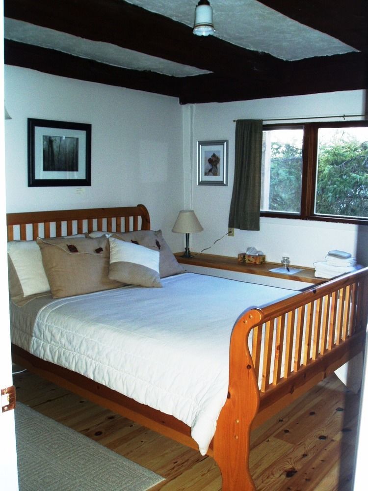 La Grange Country Inn Wakefield Dış mekan fotoğraf